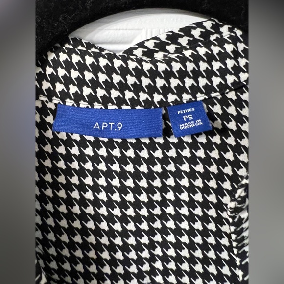 Apt 9 button down shirt PS flattering black and white checkered - Picture 8 of 8